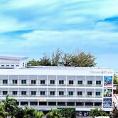 Cenang Plaza Beach Hotel