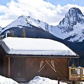 Mount Engadine Lodge