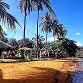 Amber Sands Beach Resort