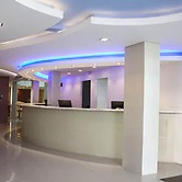 Emirates Hotel & Suítes