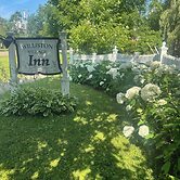 Williston Village Inn