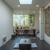 Motif No.1 Guest House