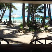 Deparis Beach Resort