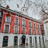 Hotel Zenit Coloquio