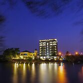 Coco View Hotel