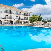 San Raphael Country Hotel