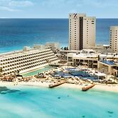 Hyatt Ziva Cancun All Inclusive