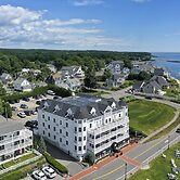Union Bluff Hotel & Meeting House