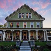 Captain Freeman Inn