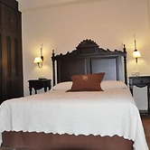 Apartamentos Turísticos Doña María la Brava