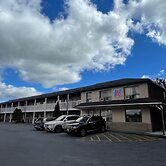 Motel 6 Campbellford, ON
