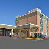 Holiday Inn Express & Suites Shreveport - Downtown by IHG