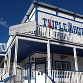 Triple J Hotel & Cabins