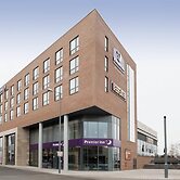 Premier Inn Birmingham Longbridge