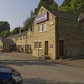 Premier Inn Halifax South