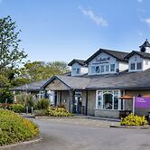 Premier Inn Leeds / Bradford Airport