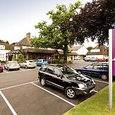 Premier Inn Gatwick Crawley - Goff's Park