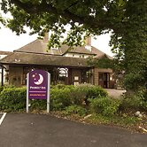 Premier Inn Gatwick Crawley - Goff's Park