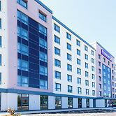 Premier Inn London Gatwick Manor Royal