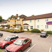 Premier Inn Bagshot