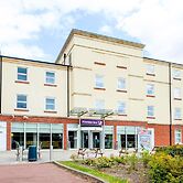Premier Inn Stoke/Trentham Gardens