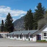 Twin Rivers Motel & RV Park