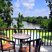 Roman Lake Ayurveda Resort