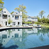 The Inn at Ocean's Edge