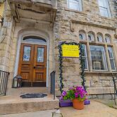 The Maid's Quarters Bed Breakfast & Tearoom