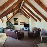 Snow Denn Lodge