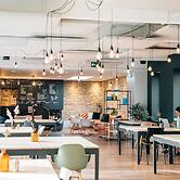Hyve Hotel Basel - Hostel
