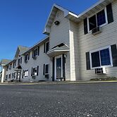 Lincoln Host Motor Inn