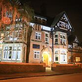 Croft Hotel