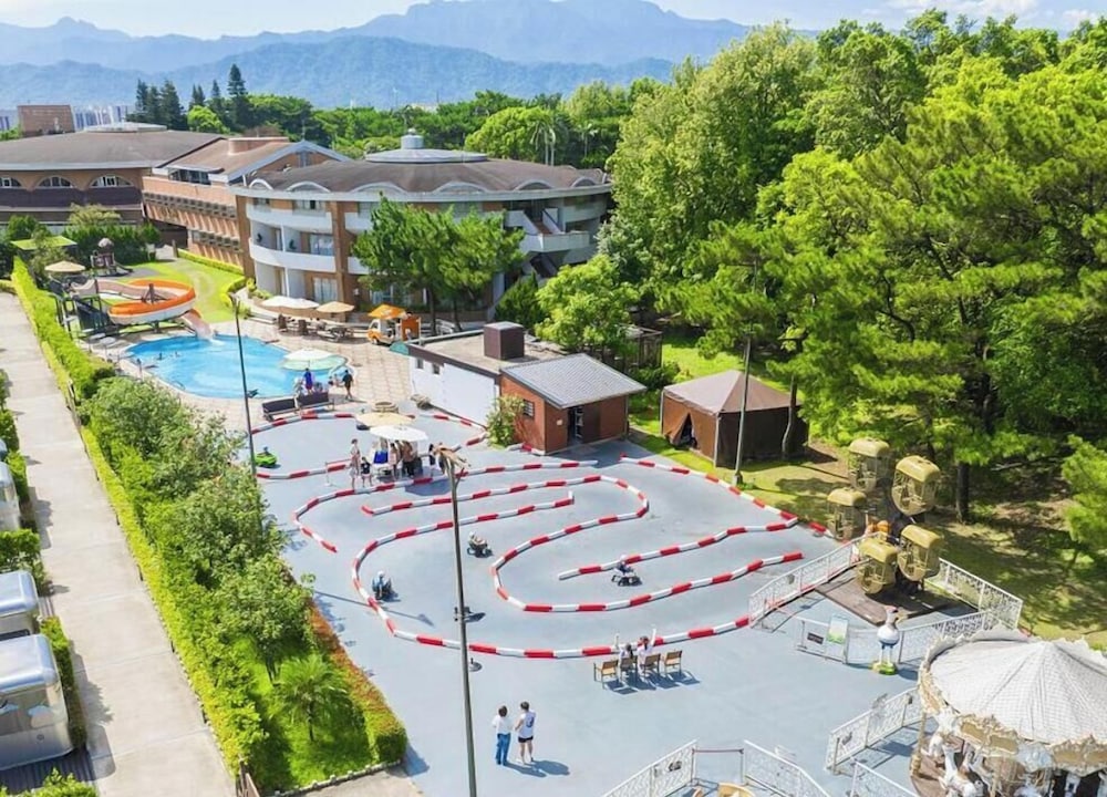 Tao Yuan Golf & Country Club Yaward Resort