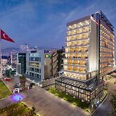Hilton Garden Inn Izmir Bayrakli