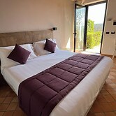 Porsenna Resort
