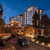 Shangri-La Resort, Shangri-La