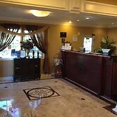 Park Avenue Inn and Suites