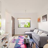 Charming Iloilo City House With Garden View