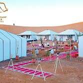 Young Luxury Camp Merzouga