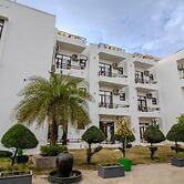 Elegance Resort