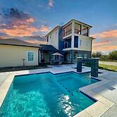 Luxury 3Story Private Pool 8BR Retreat