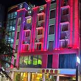 HOTEL KCR GRAND