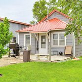 Dtwn Belleville Home w/ Yard < 1 Mi to High Banks