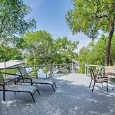 Waterfront Lake Bridgeport Home w/ Private Dock
