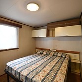 Mobile Home in Ferienresidenz mit Pool