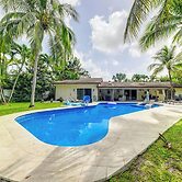 Fishing Dock & Canal Views: Fort Lauderdale Home!