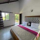 Royal Crown Residency Hotel