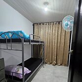 3 Bedroom Fully Furnished Aircon House With Free Car Park