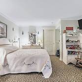 Red Barn Village Apartments